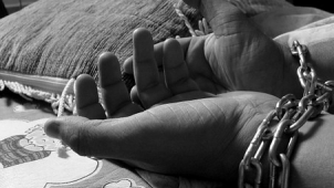 Cizinec je obviněný z obchodování s lidmi