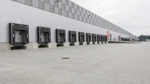 Na letišti v Mošnově otevřeli první logistickou halu