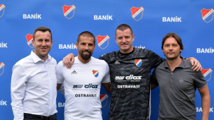 Baroš a Laštůvka pokračují v Baníku!