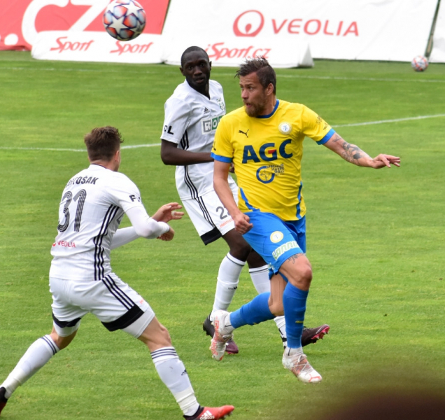 Karviná si poradila s Teplicemi