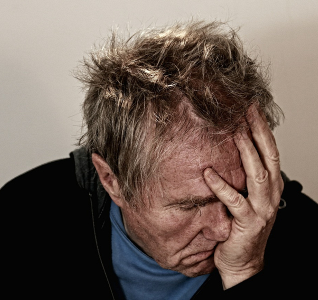 Bolí vás hlava? Může to být i migréna