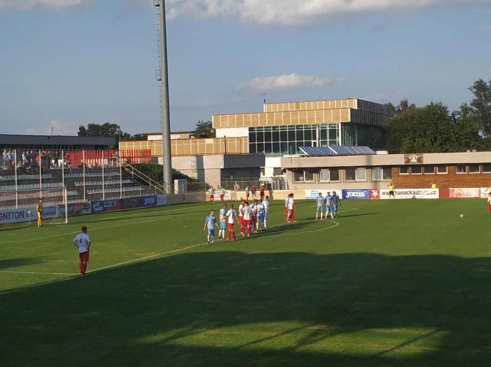 Vítkovice vydřely postup na penalty